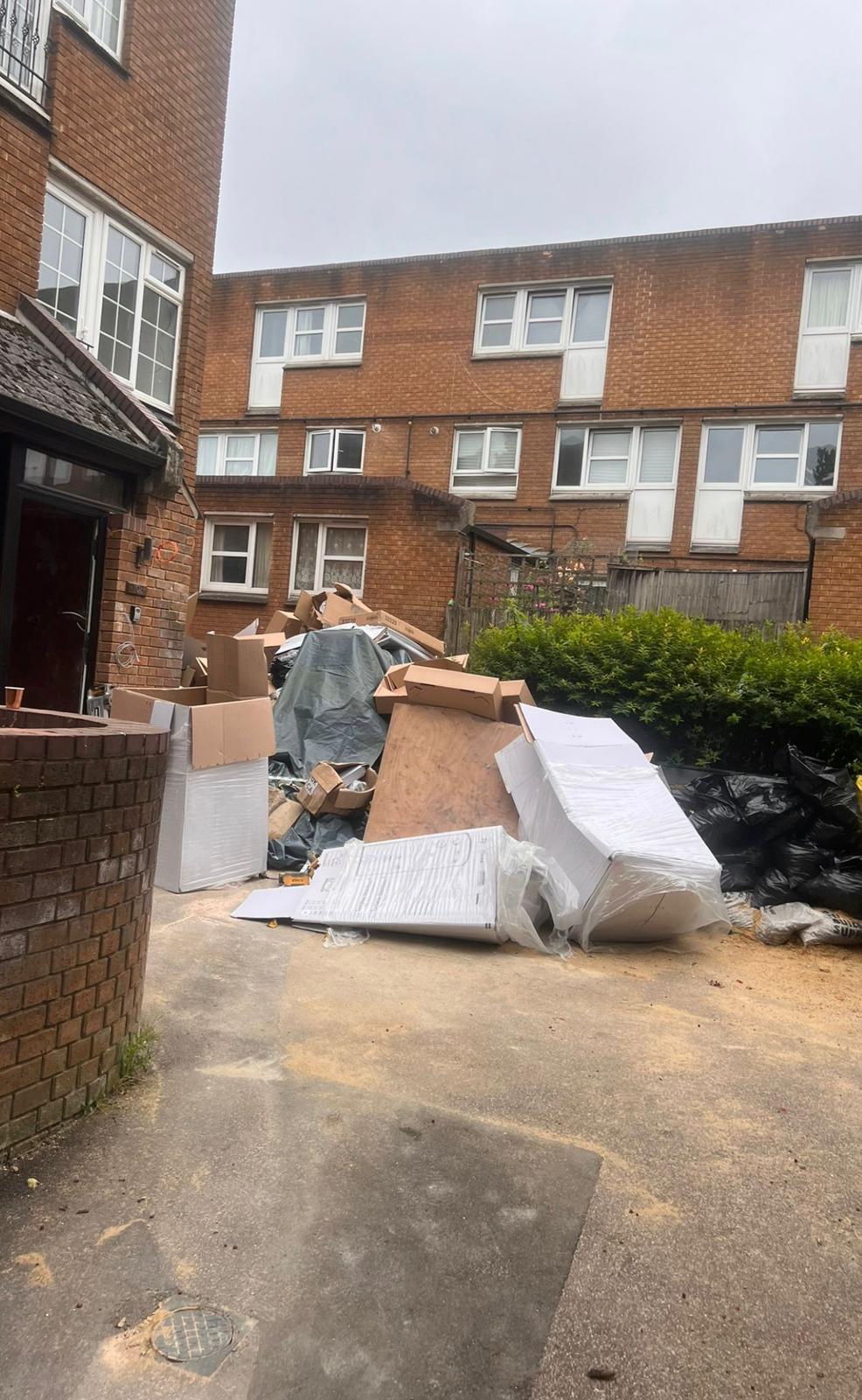House clearance London  furniture and appliance removal